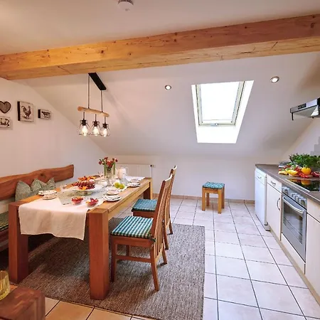 Hochgallinger Hof - Der Reiterhof Fuer Gross Und Klein Apartment